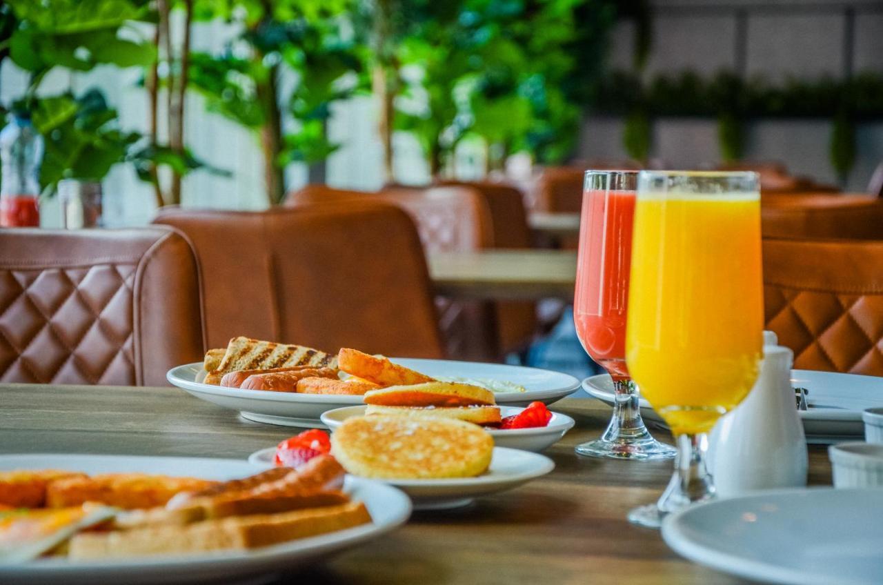 Vogo Grand Hotel Formerly Best Western Plus Hotel Dubai Academic City Dış mekan fotoğraf